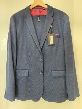 A brand new Ted Baker 'London' blue suit - Size 42L (US)
